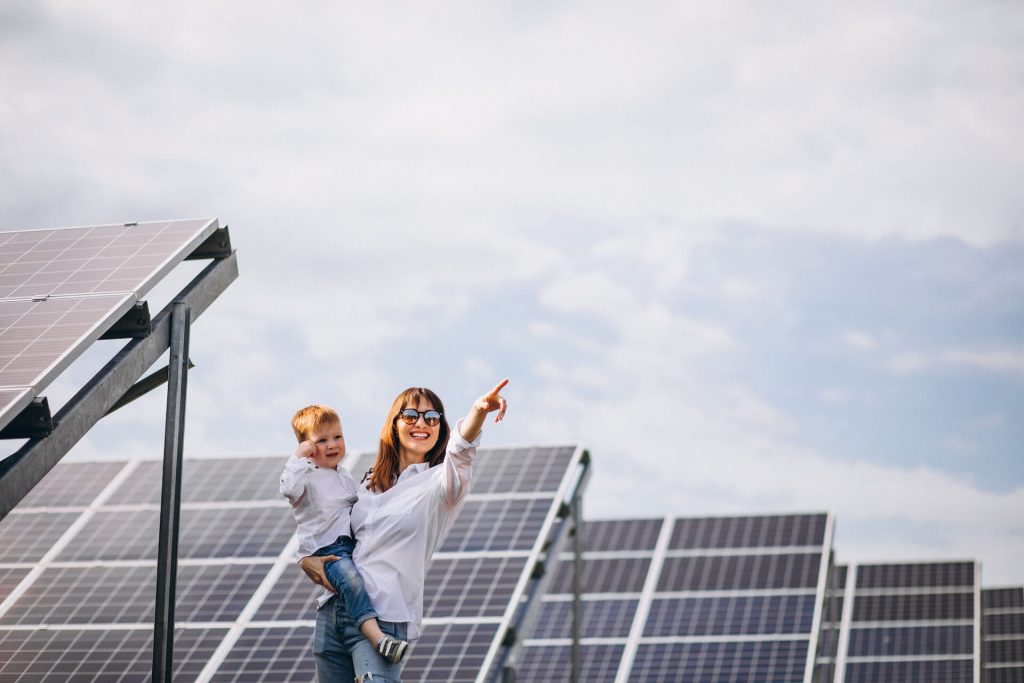 A napenergia a napsugárzás erejét hasznosító megújuló energiaforrás.